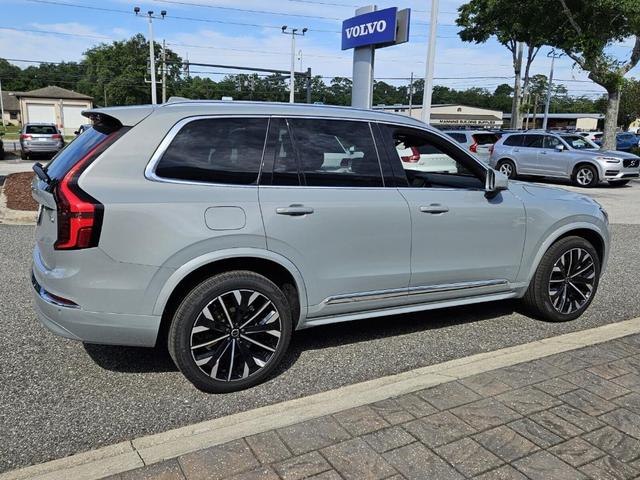 Photo of 2025 Vapour Gray Volvo XC90 Plug-In Hybrid
