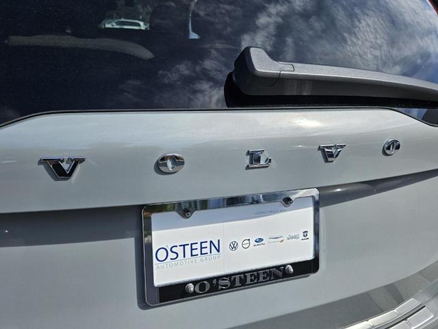 Photo of 2025 Vapour Gray Volvo XC90 Plug-In Hybrid