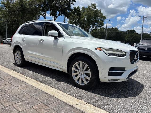 Photo of 2017 White Volvo XC90