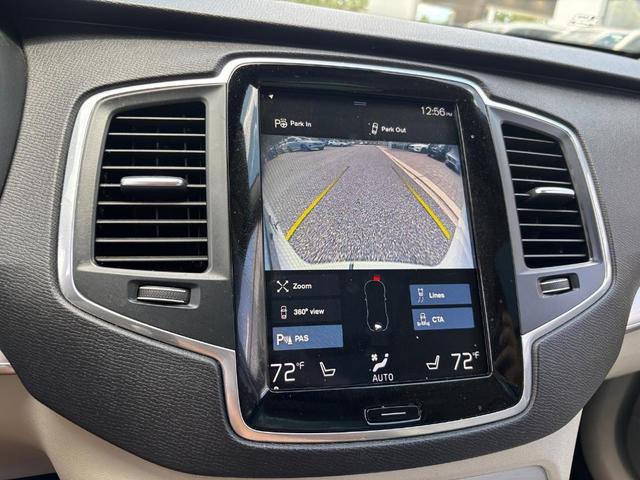Photo of 2017 White Volvo XC90