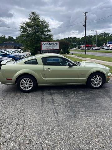 2005 Ford Mustang