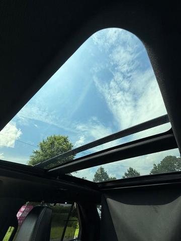 Photo of 2020 Blue Ford Explorer