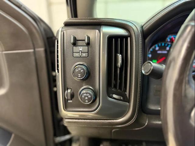 Photo of 2016 Black Chevrolet Silverado 2500