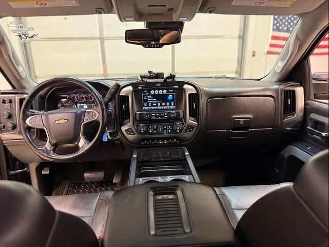 Photo of 2016 Black Chevrolet Silverado 2500
