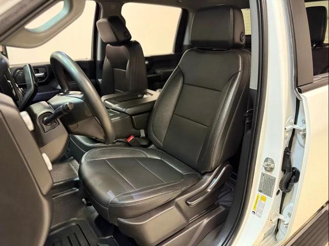 Photo of 2021 Summit White GMC Sierra 2500