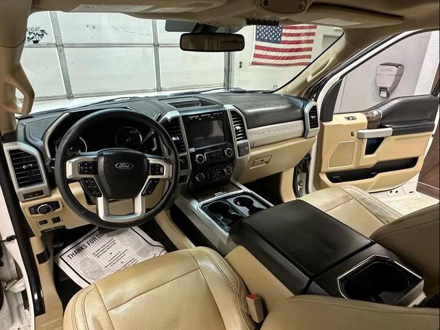 Photo of 2018 Ingot Silver Metallic Ford F-250