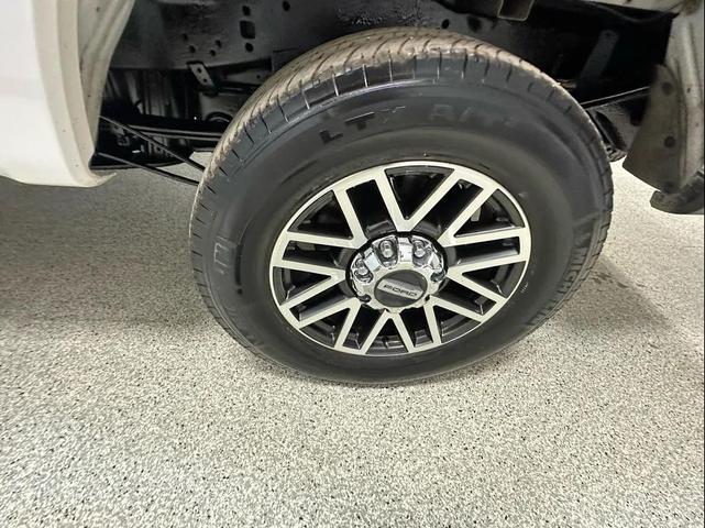 Photo of 2018 Ingot Silver Metallic Ford F-250
