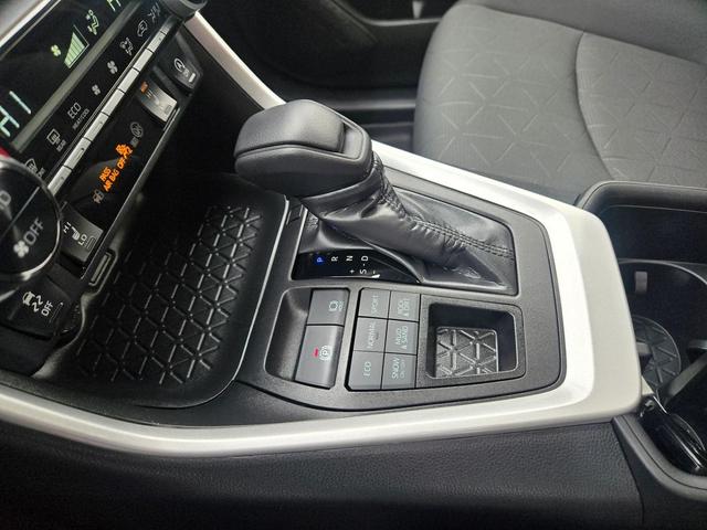 Photo of 2023 Midnight Black Metallic Toyota RAV4
