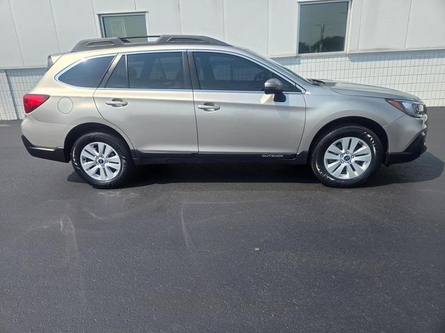 Photo of 2019 Tungsten Metallic Subaru Outback