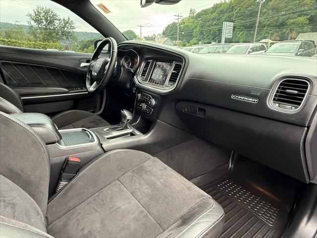 Photo of 2019 Plum Crazy Pearlcoat Dodge Charger