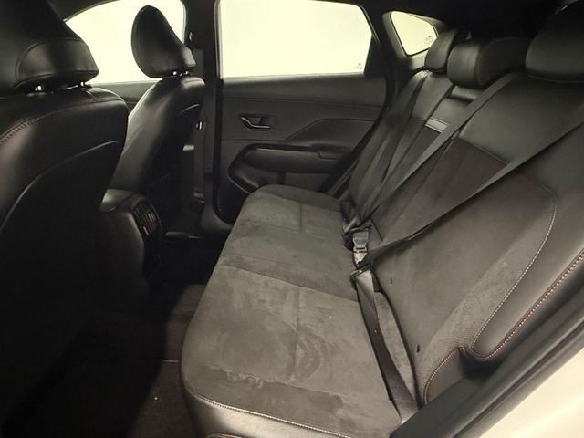Photo of 2025 Atlas White Hyundai KONA