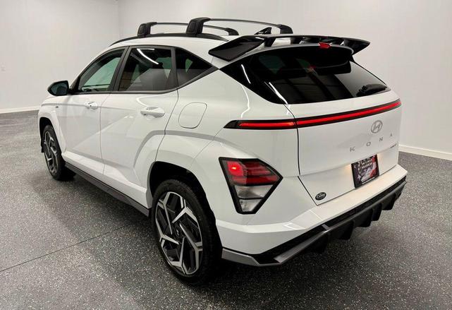 Photo of 2025 Atlas White Hyundai KONA