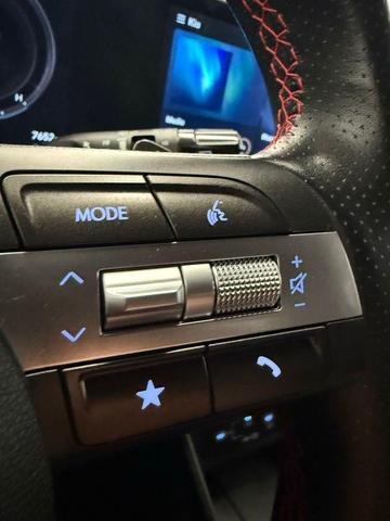 Photo of 2025 Atlas White Hyundai KONA
