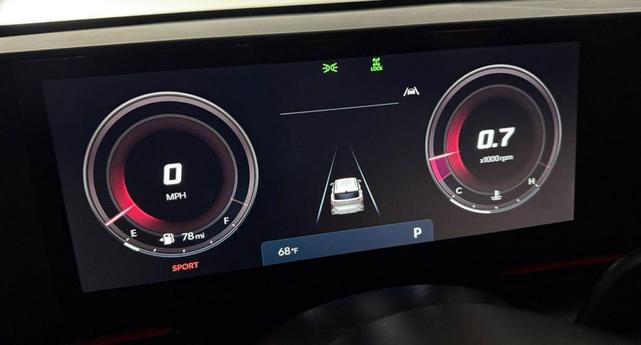 Photo of 2025 Atlas White Hyundai KONA