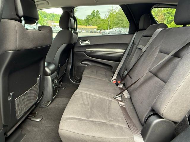 Photo of 2020 DB Black Crystal Clearcoat Dodge Durango