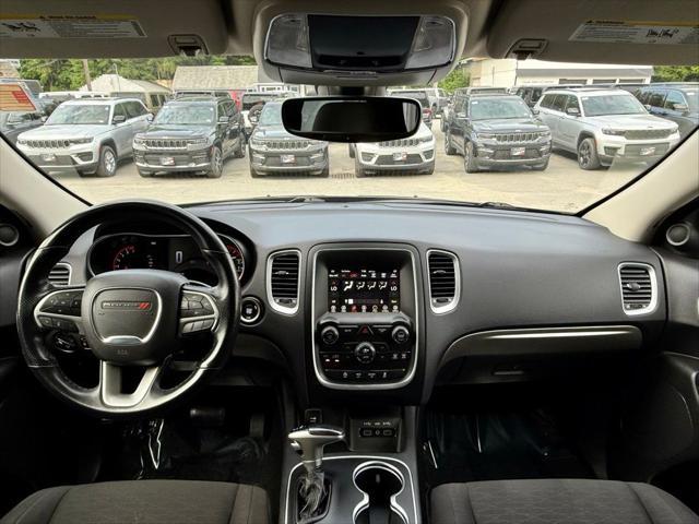 Photo of 2020 DB Black Crystal Clearcoat Dodge Durango