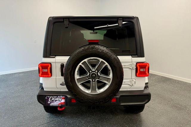 Photo of 2018 Bright White Clearcoat Jeep Wrangler Unlimited