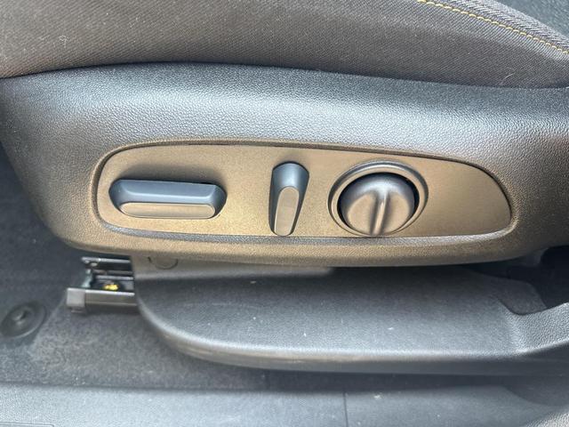 Photo of 2023 Summit White Chevrolet Equinox
