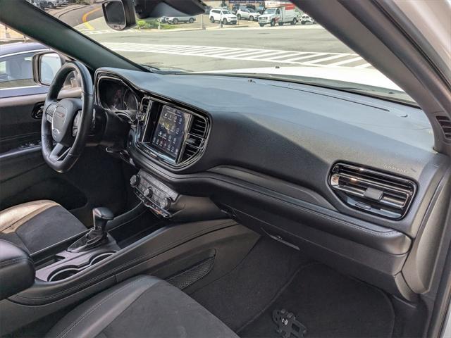 Photo of 2022 White Knuckle Clearcoat Dodge Durango