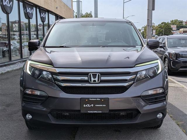 Photo of 2017 Modern Steel Metallic Honda Pilot