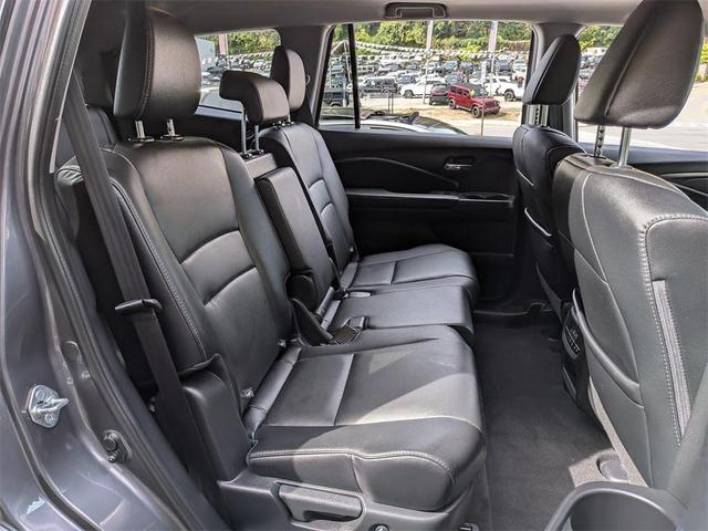 Photo of 2017 Modern Steel Metallic Honda Pilot