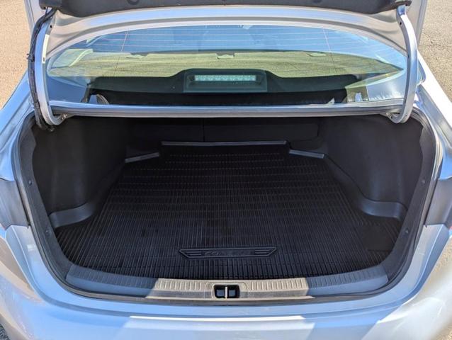 Photo of 2022 Classic Silver Metallic Toyota Corolla