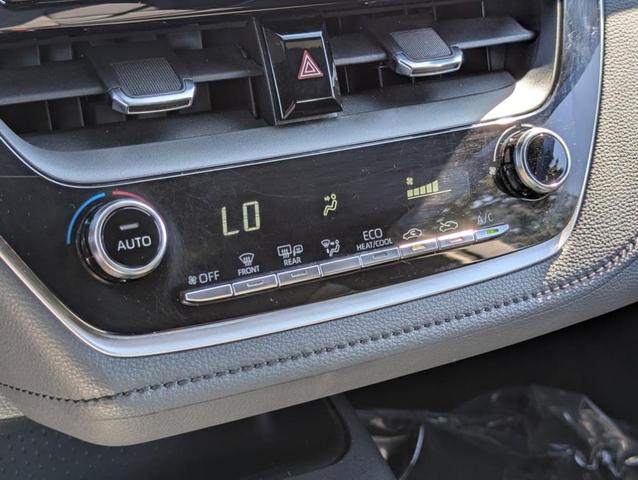 Photo of 2022 Classic Silver Metallic Toyota Corolla