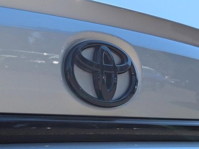 Photo of 2022 Classic Silver Metallic Toyota Corolla