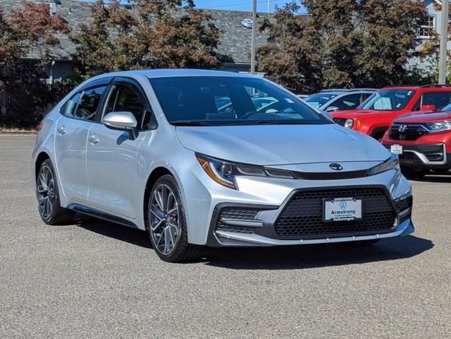 Photo of 2022 Classic Silver Metallic Toyota Corolla