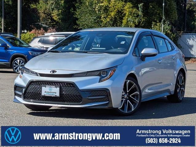 Photo of 2022 Classic Silver Metallic Toyota Corolla