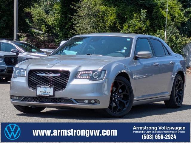 2018 Chrysler 300