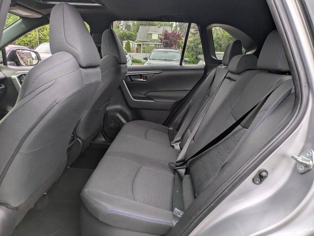 Photo of 2022 Silver Sky Metallic Toyota RAV4 Hybrid
