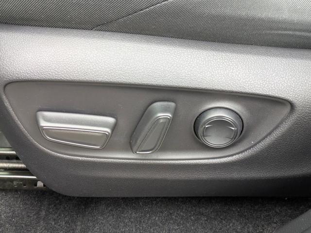 Photo of 2022 Silver Sky Metallic Toyota RAV4 Hybrid