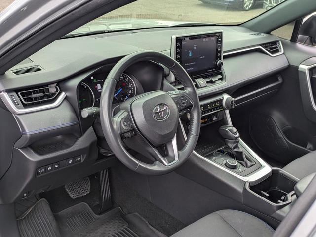 Photo of 2022 Silver Sky Metallic Toyota RAV4 Hybrid
