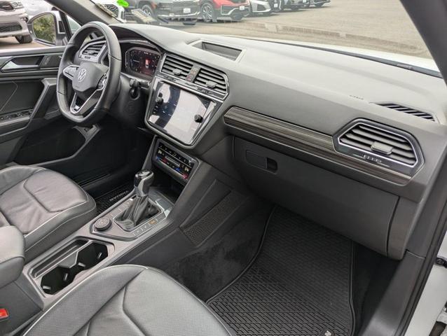 Photo of 2023 Opal White Pearl Effect Volkswagen Tiguan