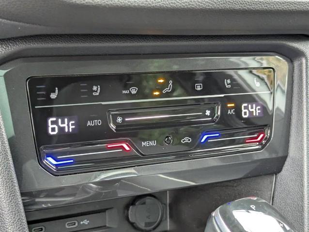 Photo of 2023 Opal White Pearl Effect Volkswagen Tiguan