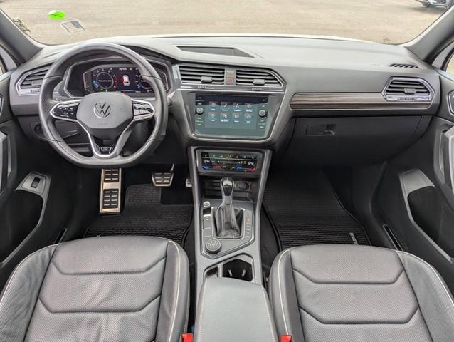 Photo of 2023 Opal White Pearl Effect Volkswagen Tiguan