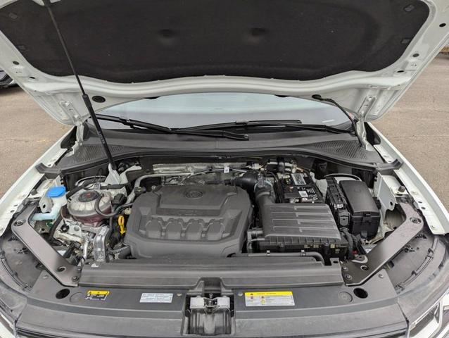 Photo of 2023 Opal White Pearl Effect Volkswagen Tiguan