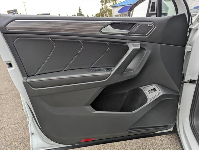 Photo of 2023 Opal White Pearl Effect Volkswagen Tiguan