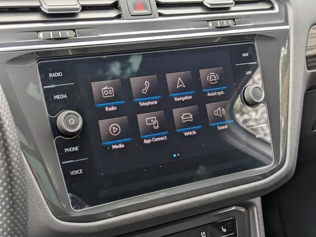 Photo of 2023 Opal White Pearl Effect Volkswagen Tiguan