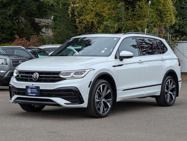 Photo of 2023 Opal White Pearl Effect Volkswagen Tiguan