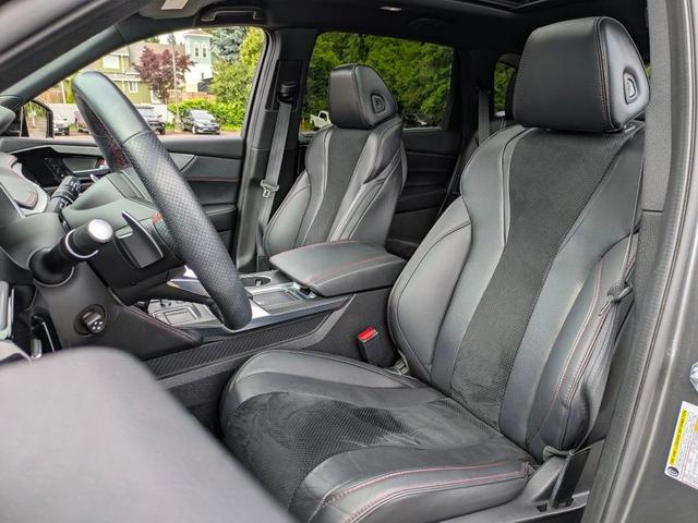 Photo of 2023 Lunar Silver Metallic Acura MDX