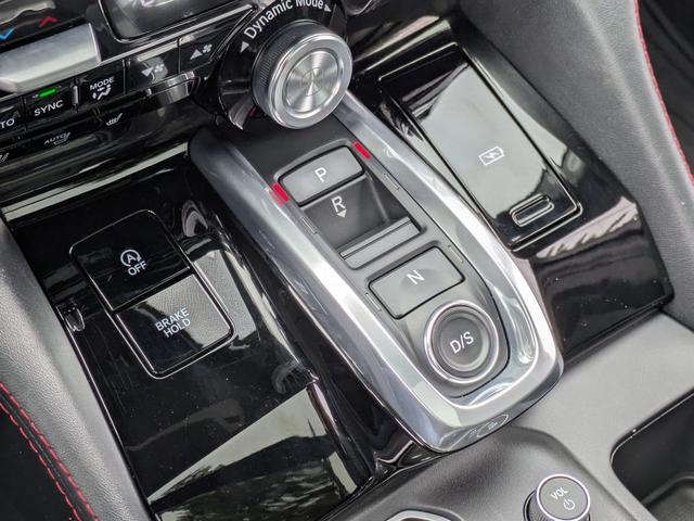 Photo of 2023 Lunar Silver Metallic Acura MDX