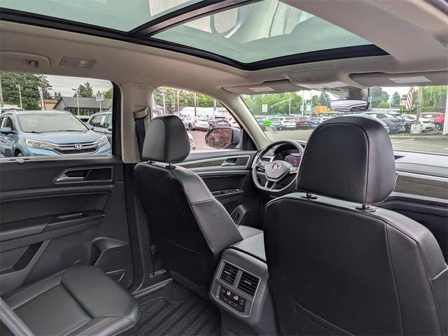 Photo of 2019 Platinum Gray Metallic Volkswagen Atlas