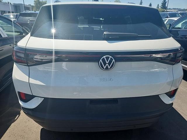 Photo of 2023 Pure White Volkswagen ID.4