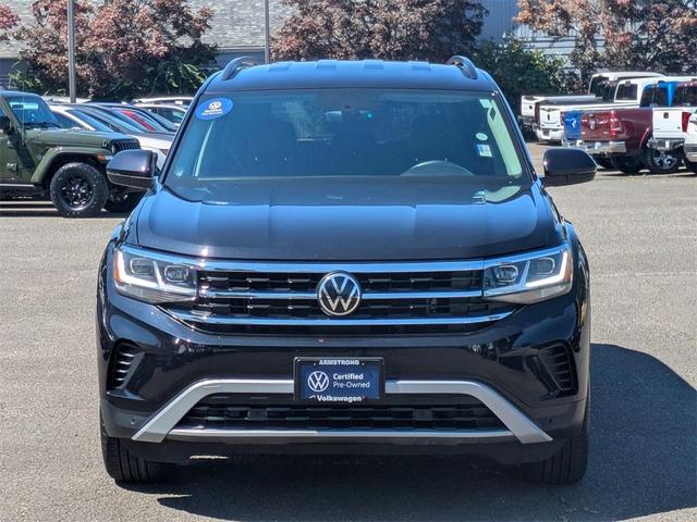 Photo of 2022 Deep Black Pearl Effect Volkswagen Atlas