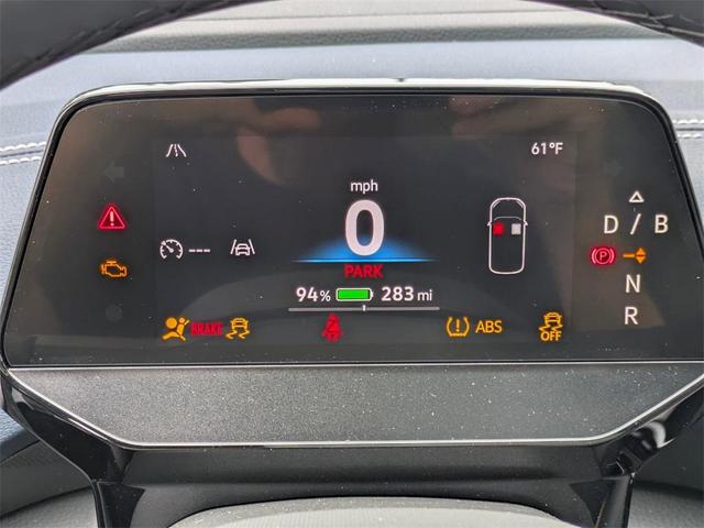 Photo of 2025 Pure Gray w/ Black Roof Volkswagen ID.4