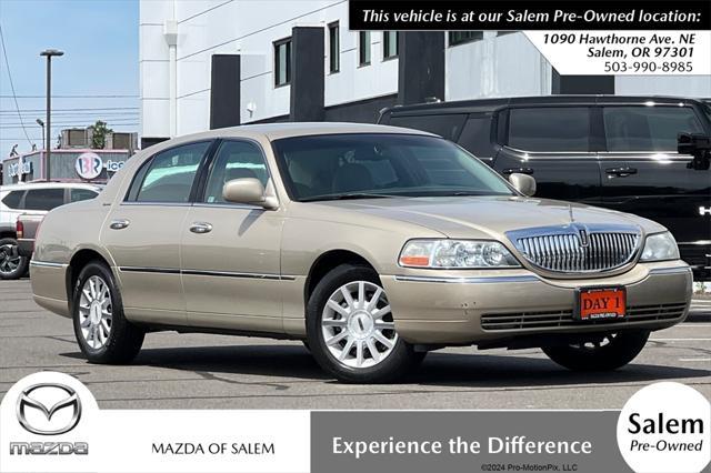 2006 Lincoln Town Car