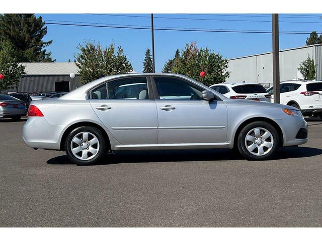Photo of 2009 Silver Kia Optima