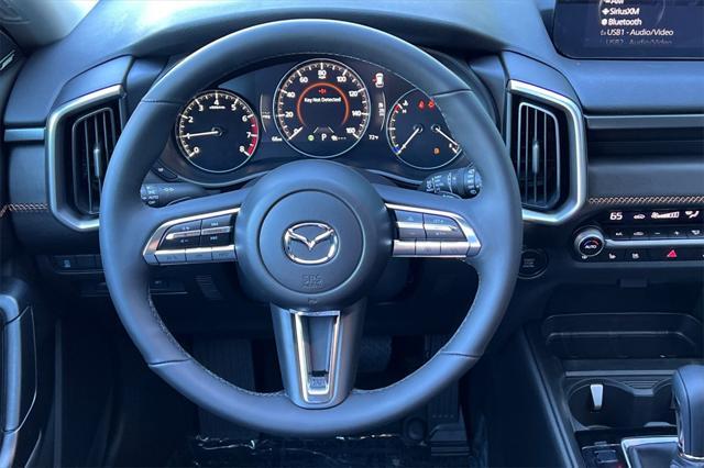 Photo of 2025 wind chill pearl Mazda CX-50